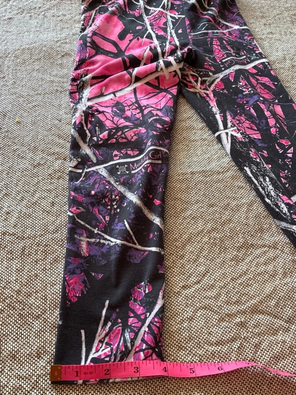 Youth Pink Camo Leggings for Girls